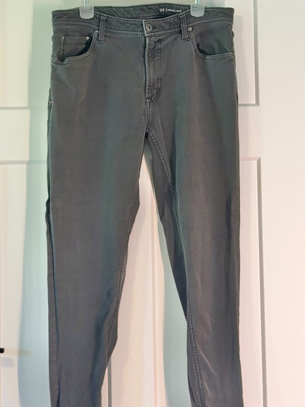 The Normal Brand Men’s Slim Jeans in Dark Gray